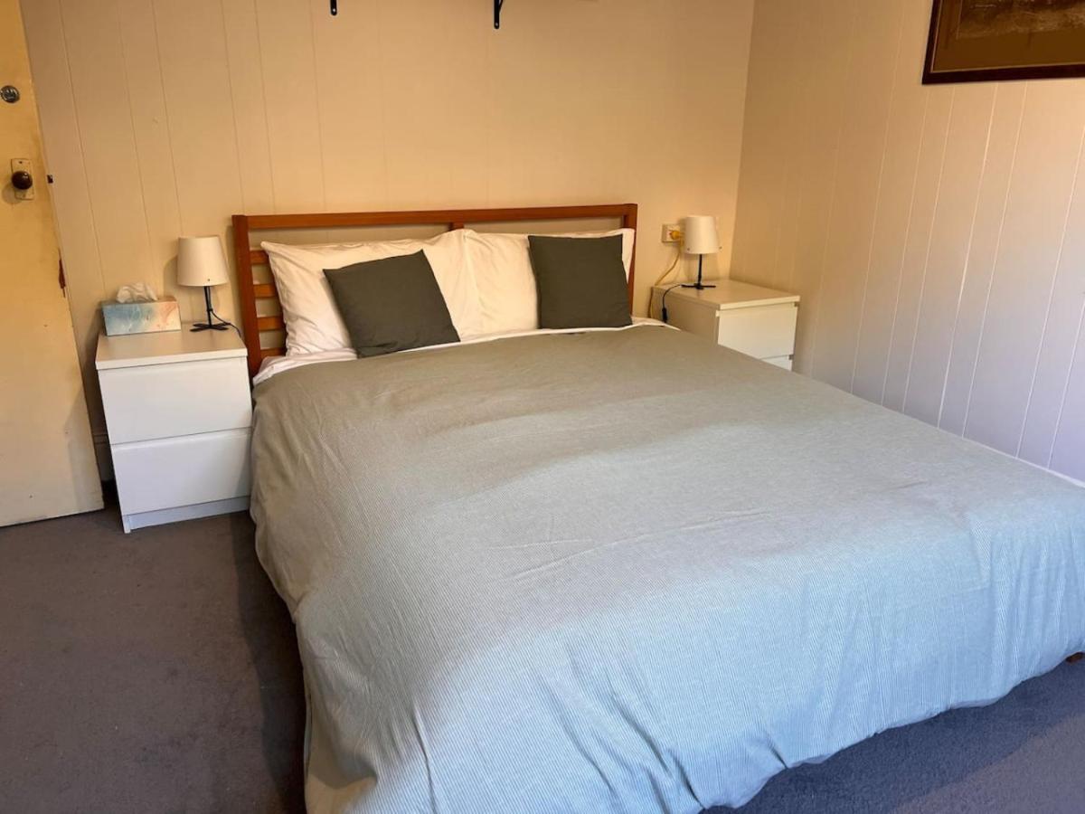 Alkira - Cozy, Comfortable, And Convenient Holiday home *